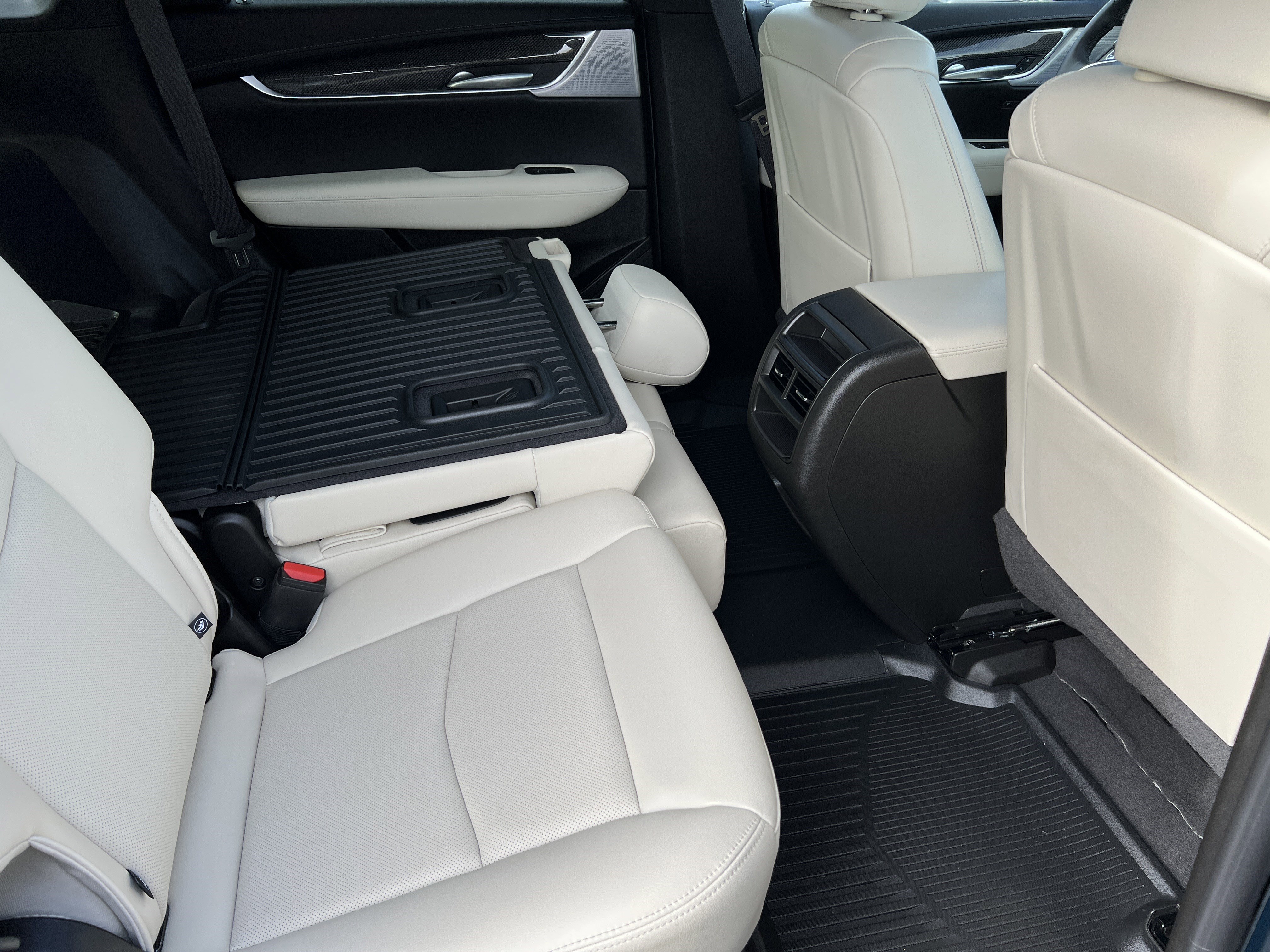 Used 2025 Cadillac XT5 Sportv image 23