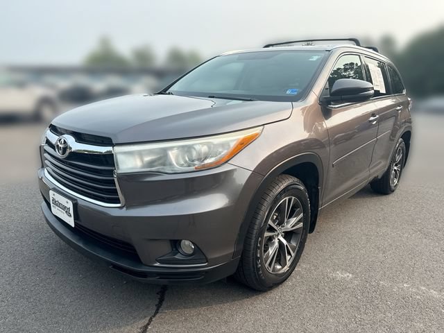 Used 2016 Toyota Highlander XLE w/ Protection Package #3 AWD/4WD video 1