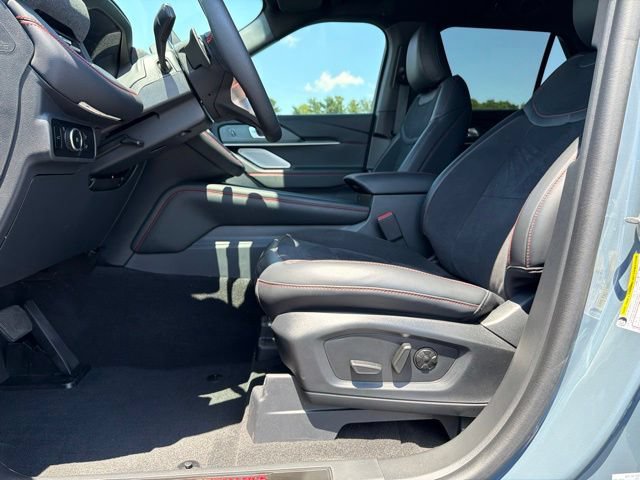 Used 2025 Ford Explorer ST w/ Sun And Sound Package AWD/4WD image 15