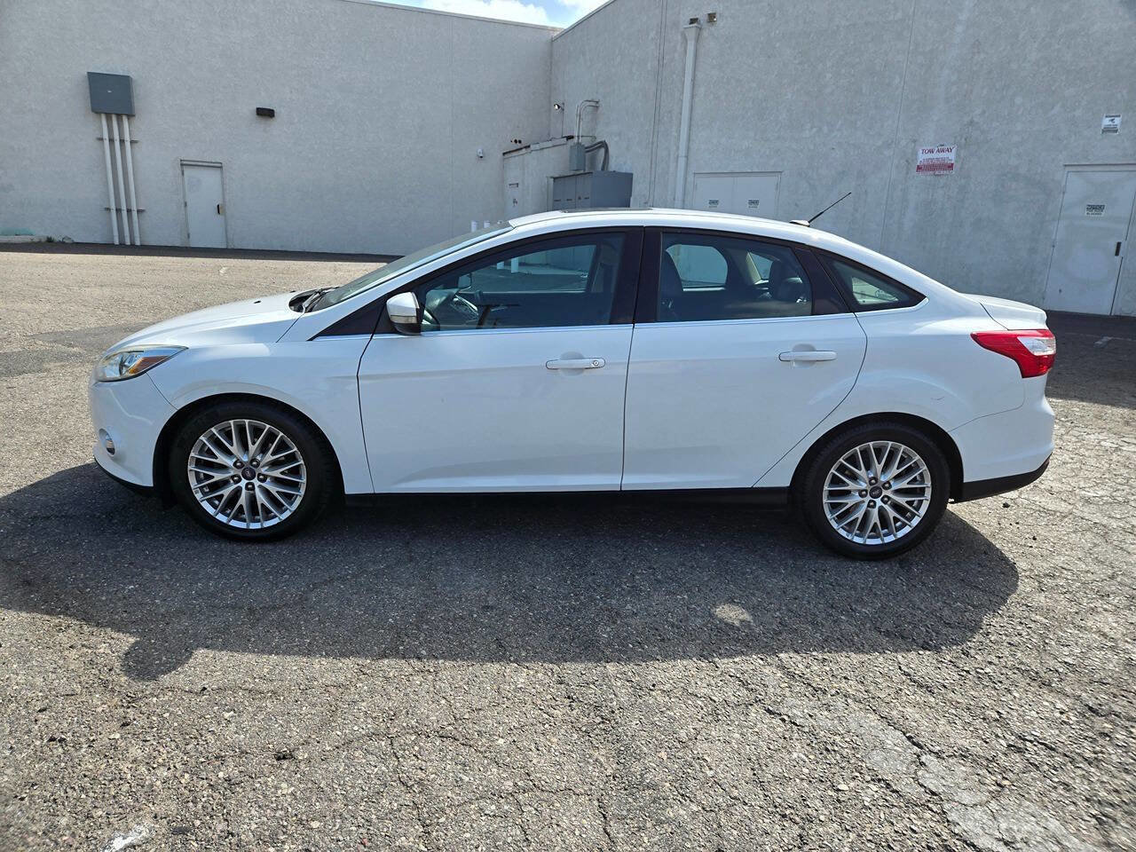 Used 2012 Ford Focus SEL FWD image 10