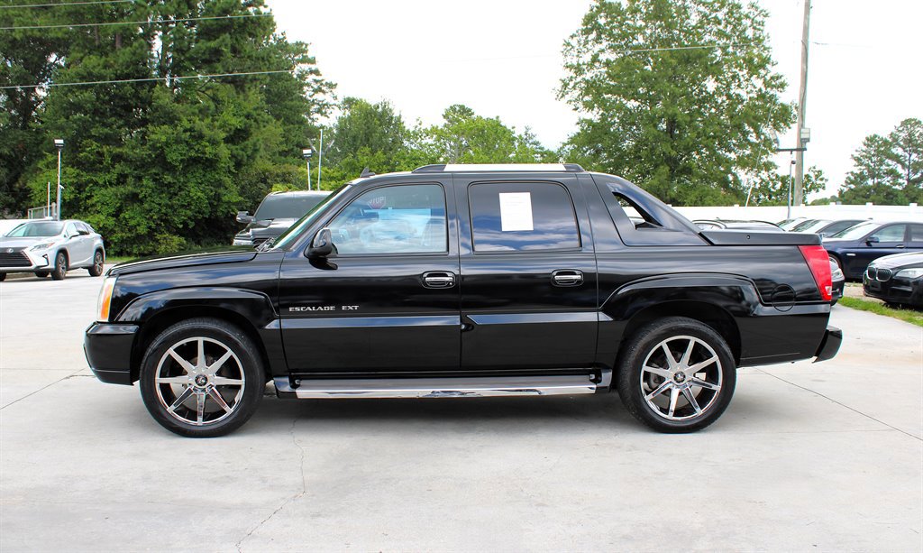 Used 2006 Cadillac Escalade EXT image 4