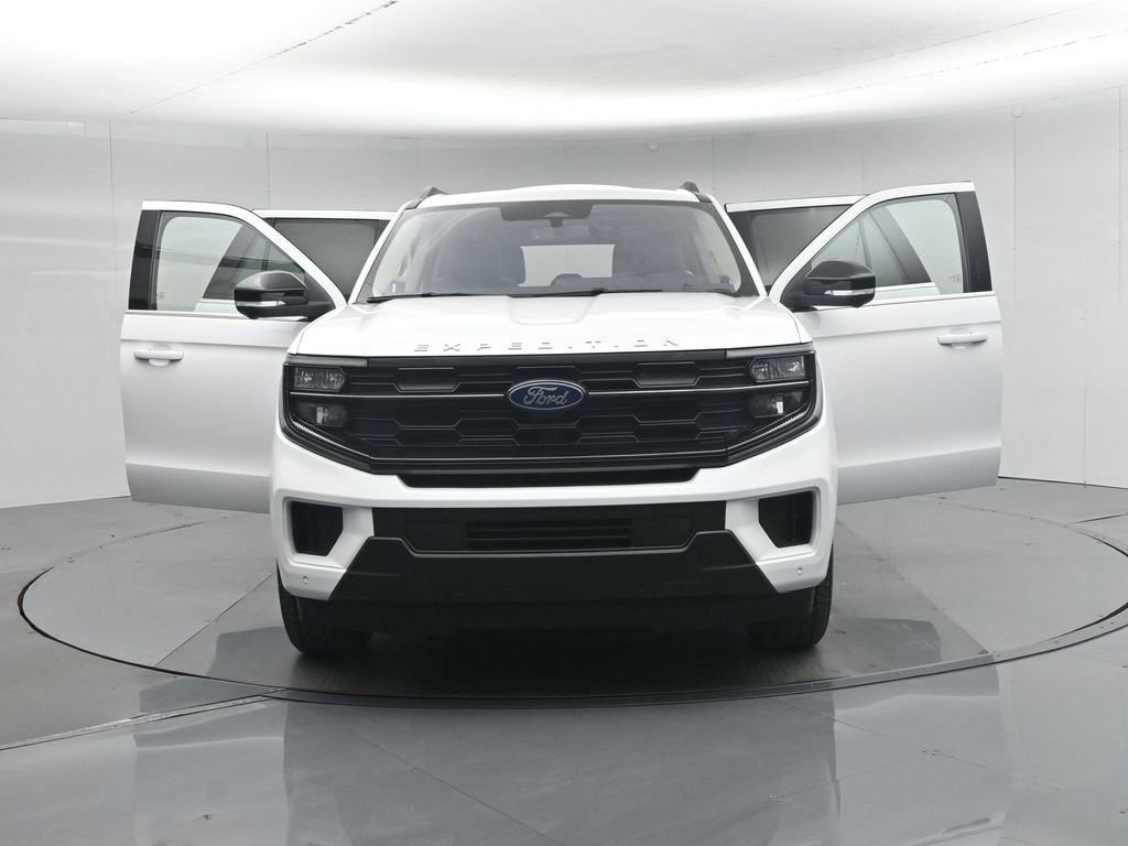Used 2025 Ford Expedition Max Active AWD/4WD image 38