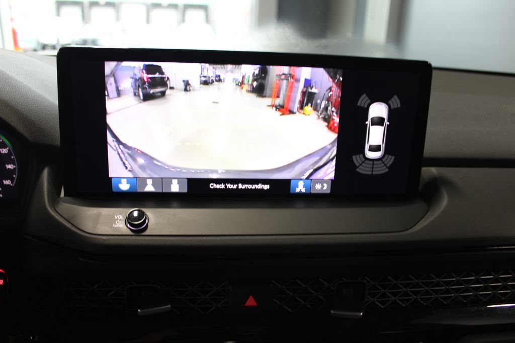 Used 2023 Honda Accord Touring image 15