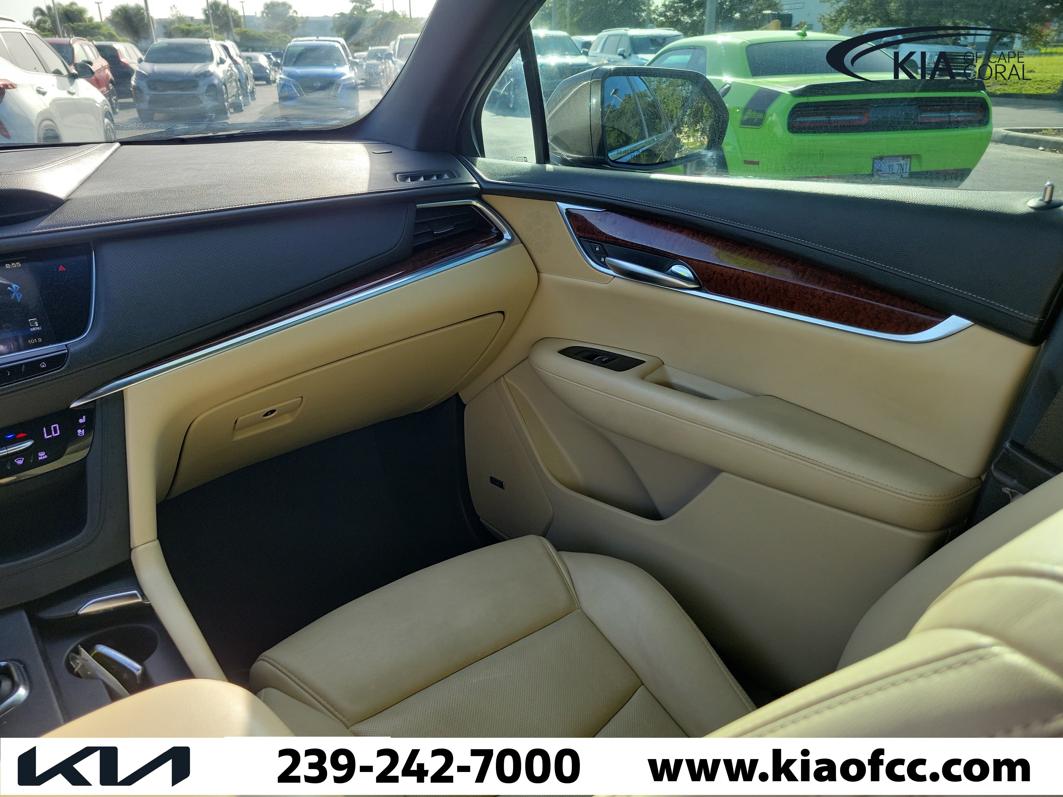 Used 2019 Cadillac XT5 Premium Luxury FWD image 18