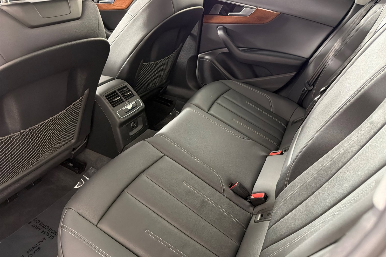 Used 2022 Audi A4 2.0T Premium w/ Convenience Package image 11