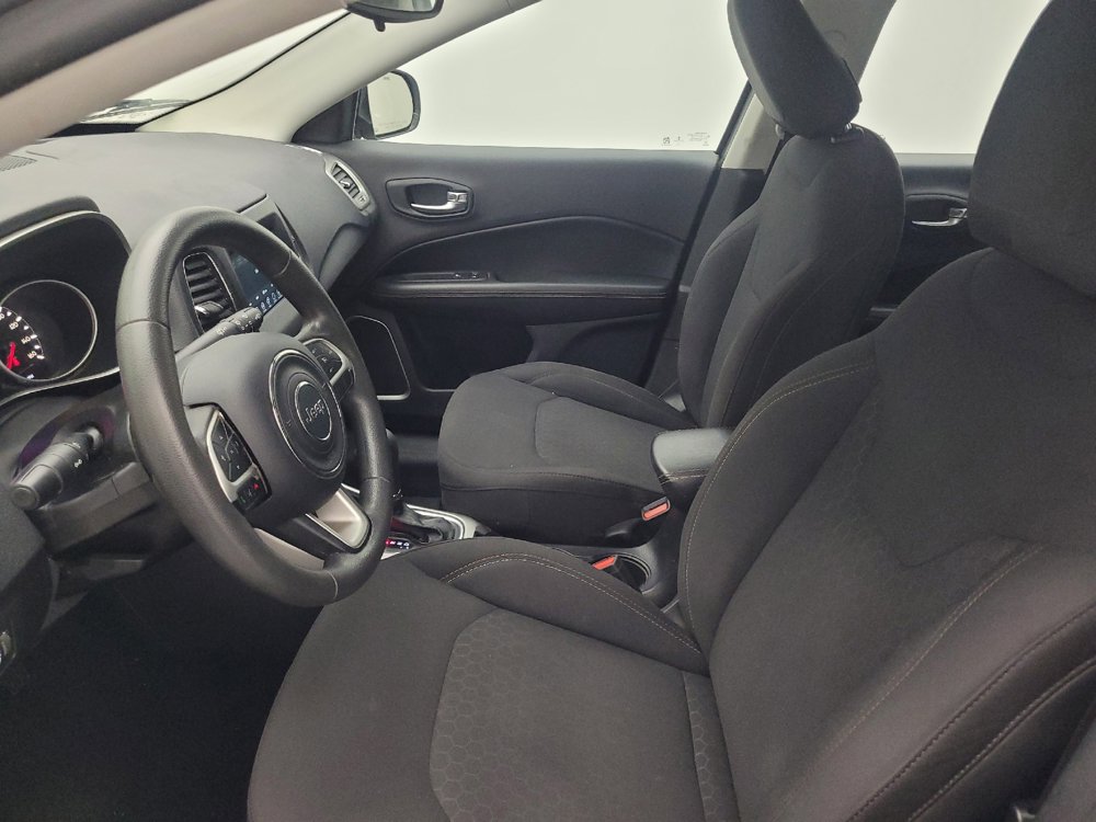 Used 2019 Jeep Compass Sport FWD image 17