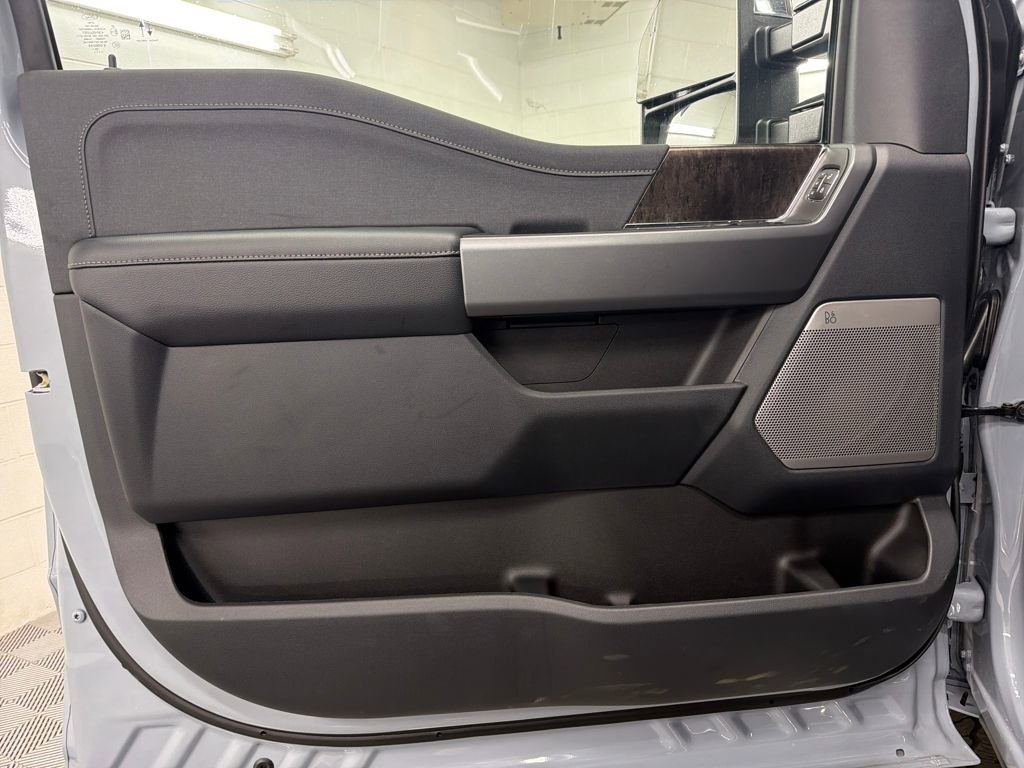 New 2026 Ford F250 Lariat w/ Lariat Premium Package image 15