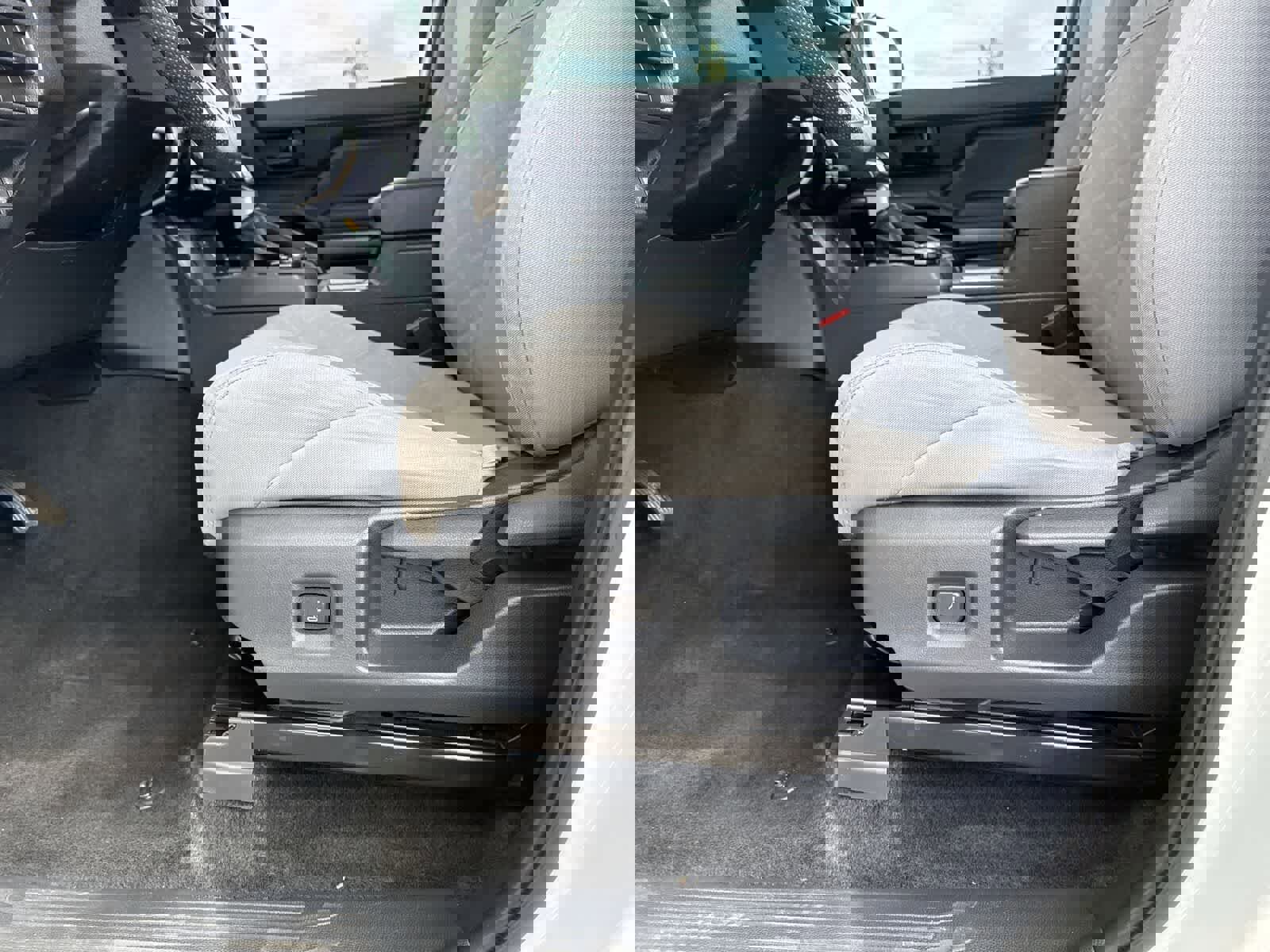 Used 2024 Toyota Tacoma SR5 image 19