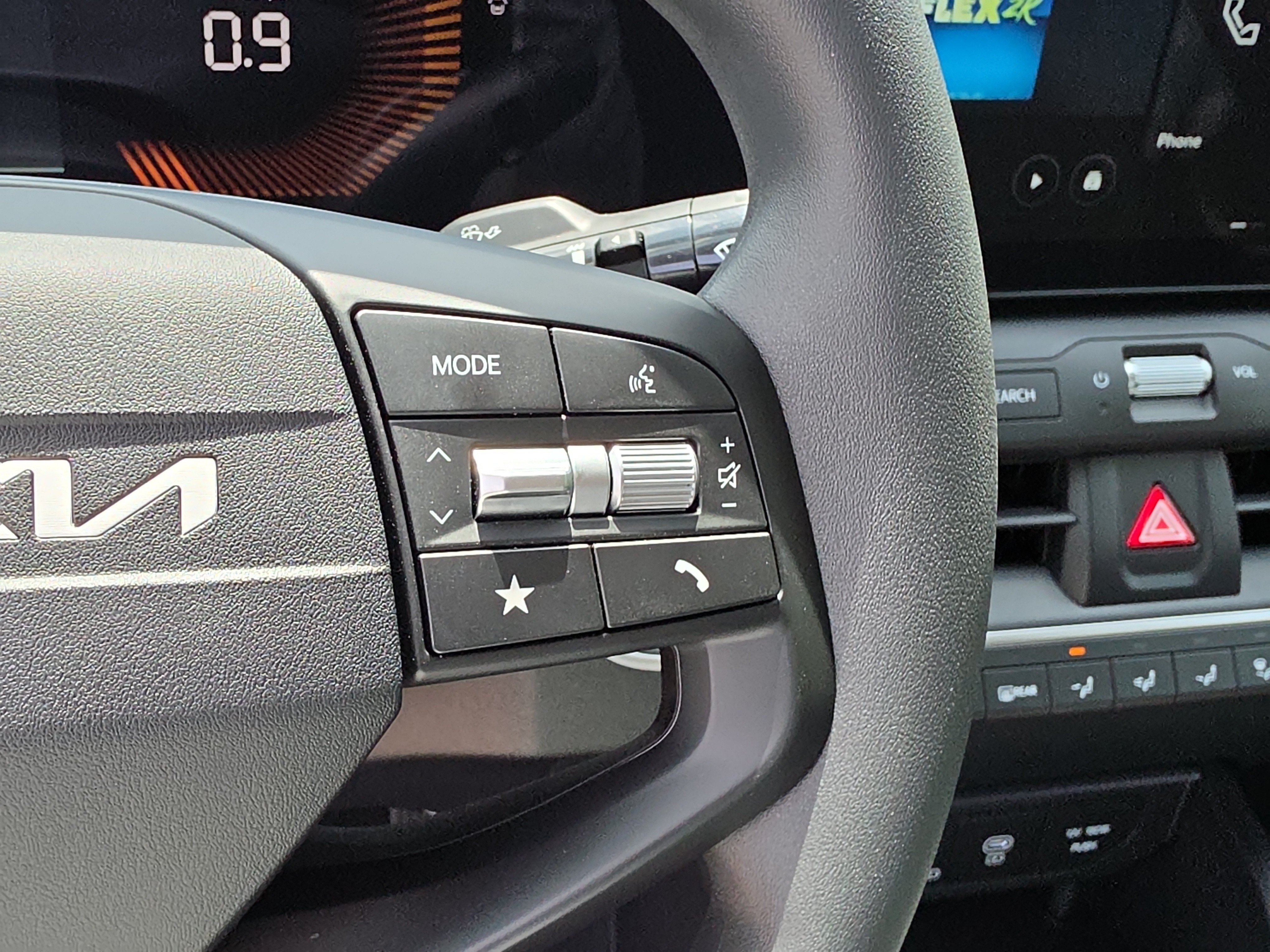 New 2026 Kia K4 FWD image 30