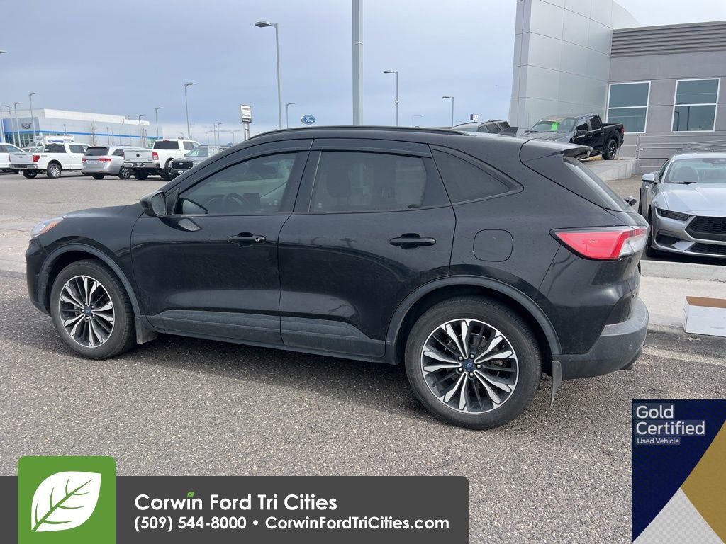 Used 2022 Ford Escape SEL w/ SEL Stealth AWD Package image 33