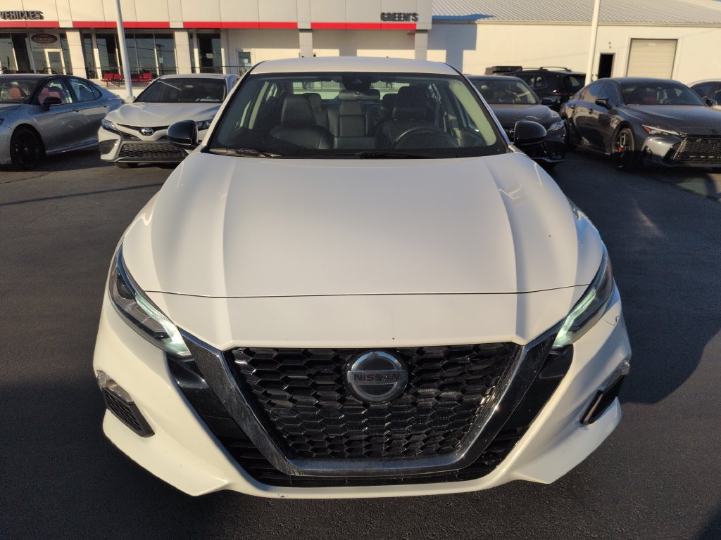 Used 2021 Nissan Altima 2.5 SR FWD image 9