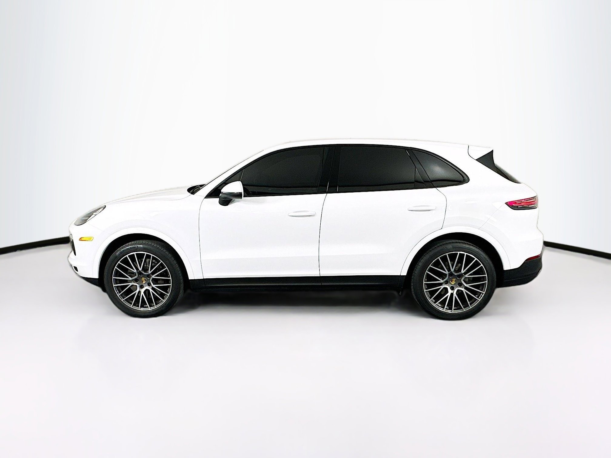 Used 2021 Porsche Cayenne AWD/4WD image 4
