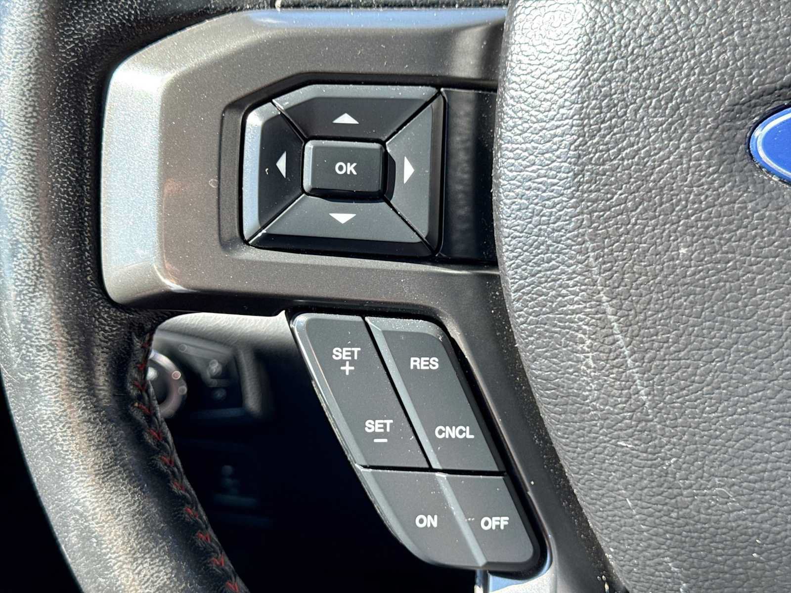 Used 2018 Ford F150 Lariat w/ Equipment Group 502A Luxury AWD/4WD image 23