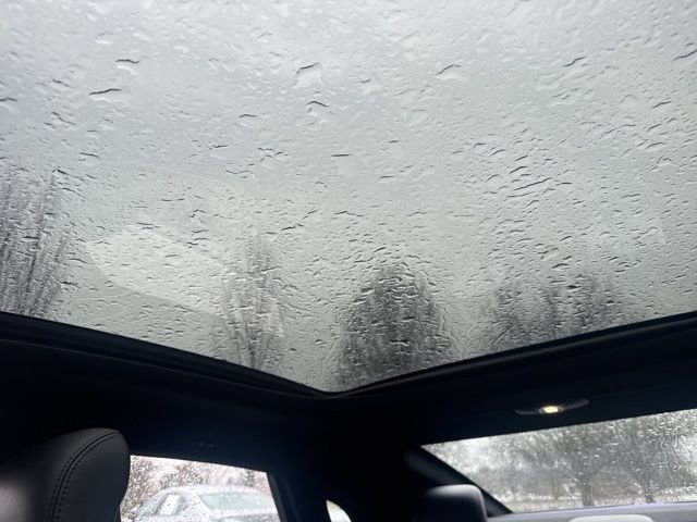 Used 2017 Lincoln MKZ Reserve w/ Climate Package image 27