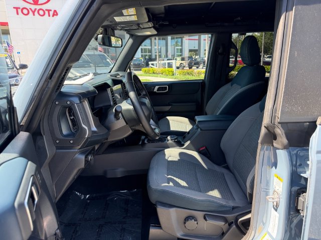 Used 2023 Ford Bronco Outer Banks AWD/4WD image 10