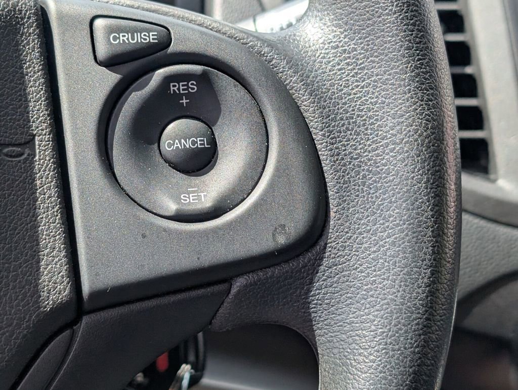 Used 2013 Honda CR-V LX image 27