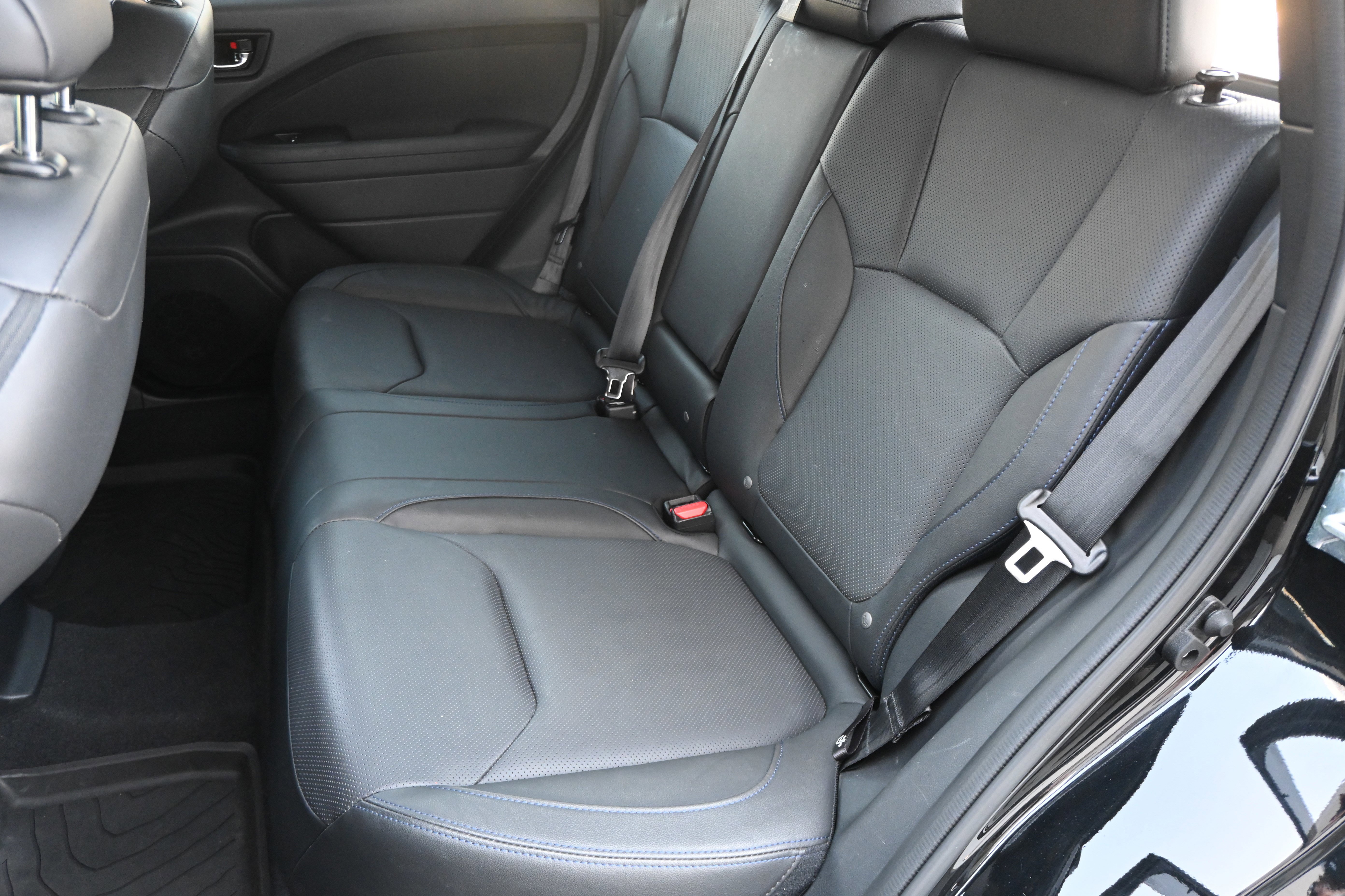 Certified 2025 Subaru Forester Limited w/ Popular Package #2 image 31