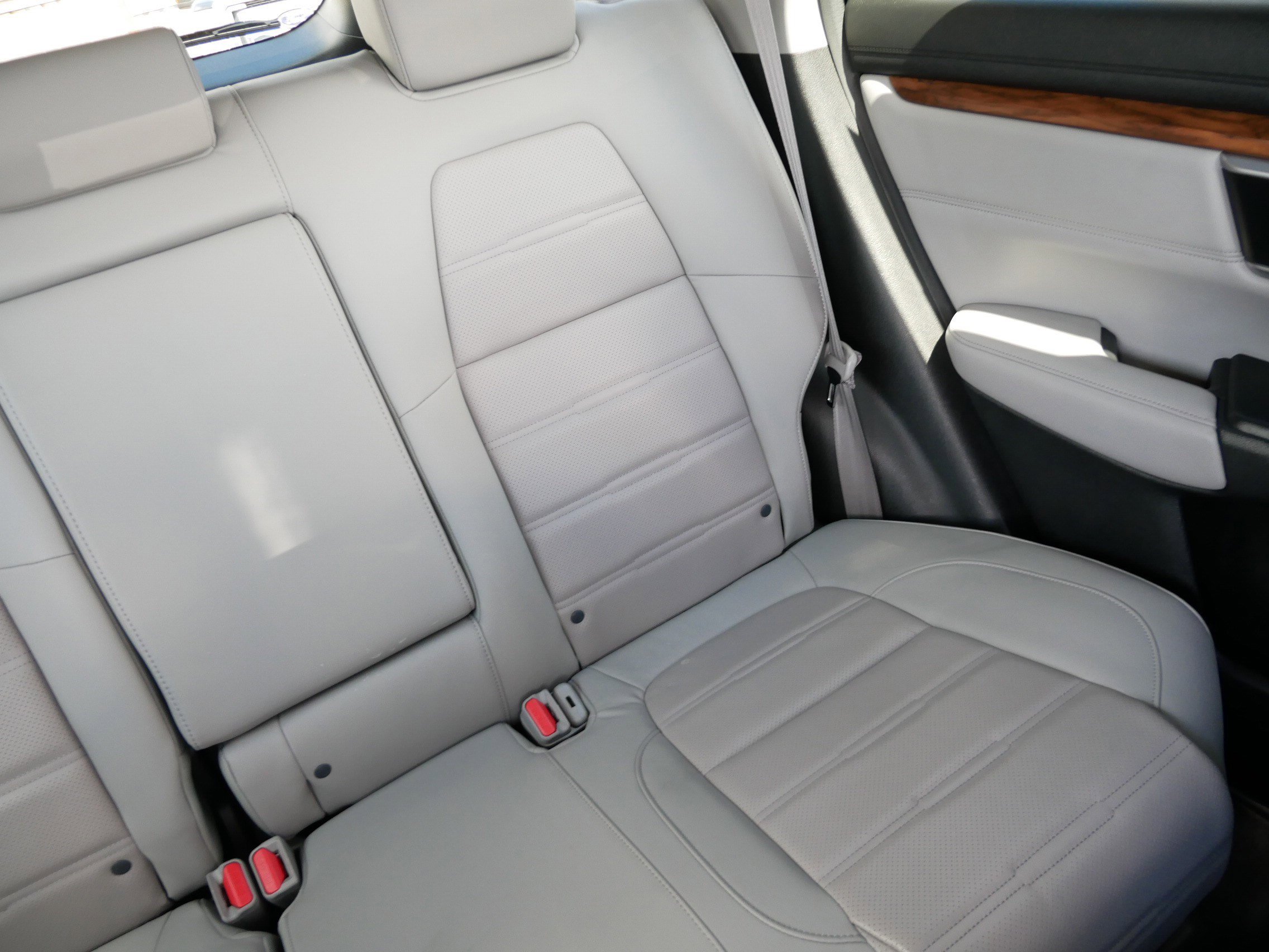 Used 2020 Honda CR-V Touring image 14