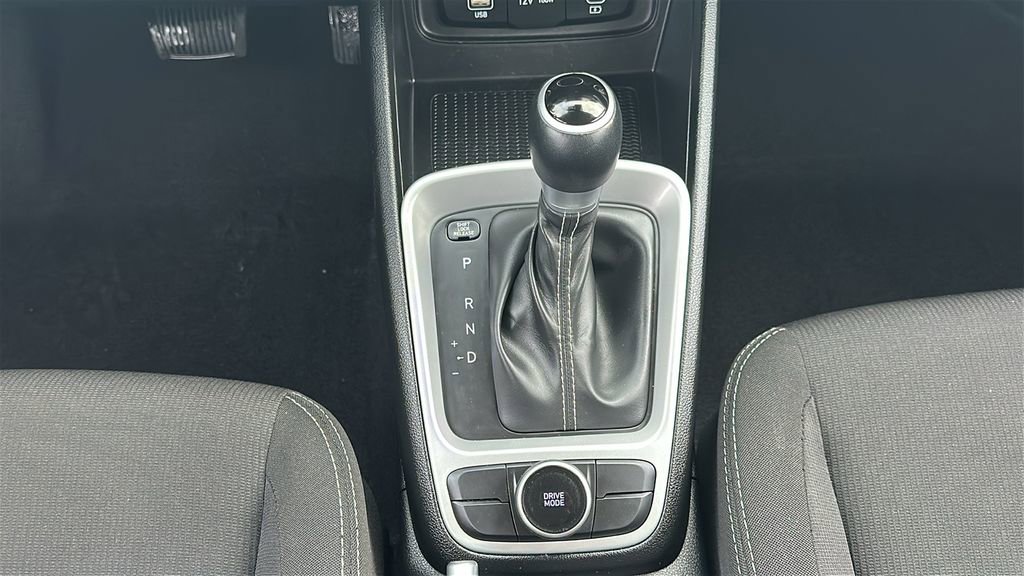 Certified 2025 Hyundai Venue SEL image 27