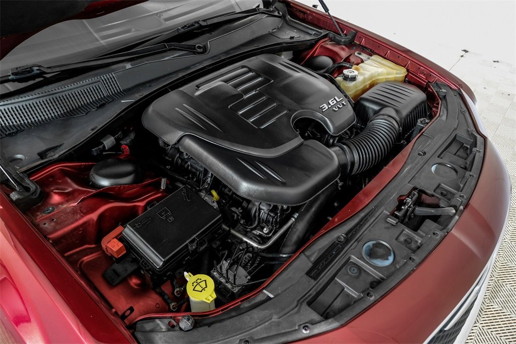 Used 2018 Chrysler 300 Touring L image 52