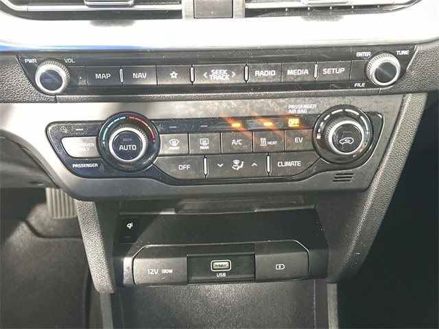 Used 2022 Kia Niro EX w/ Cold Weather Package image 14