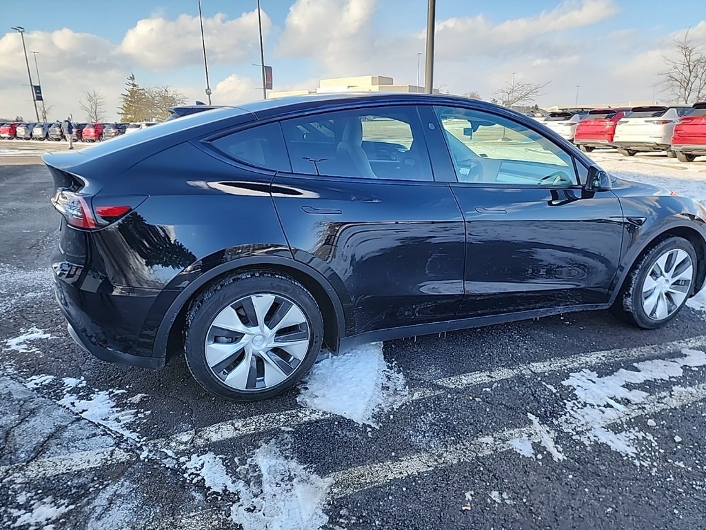 Used 2023 Tesla Model Y Long Range image 3
