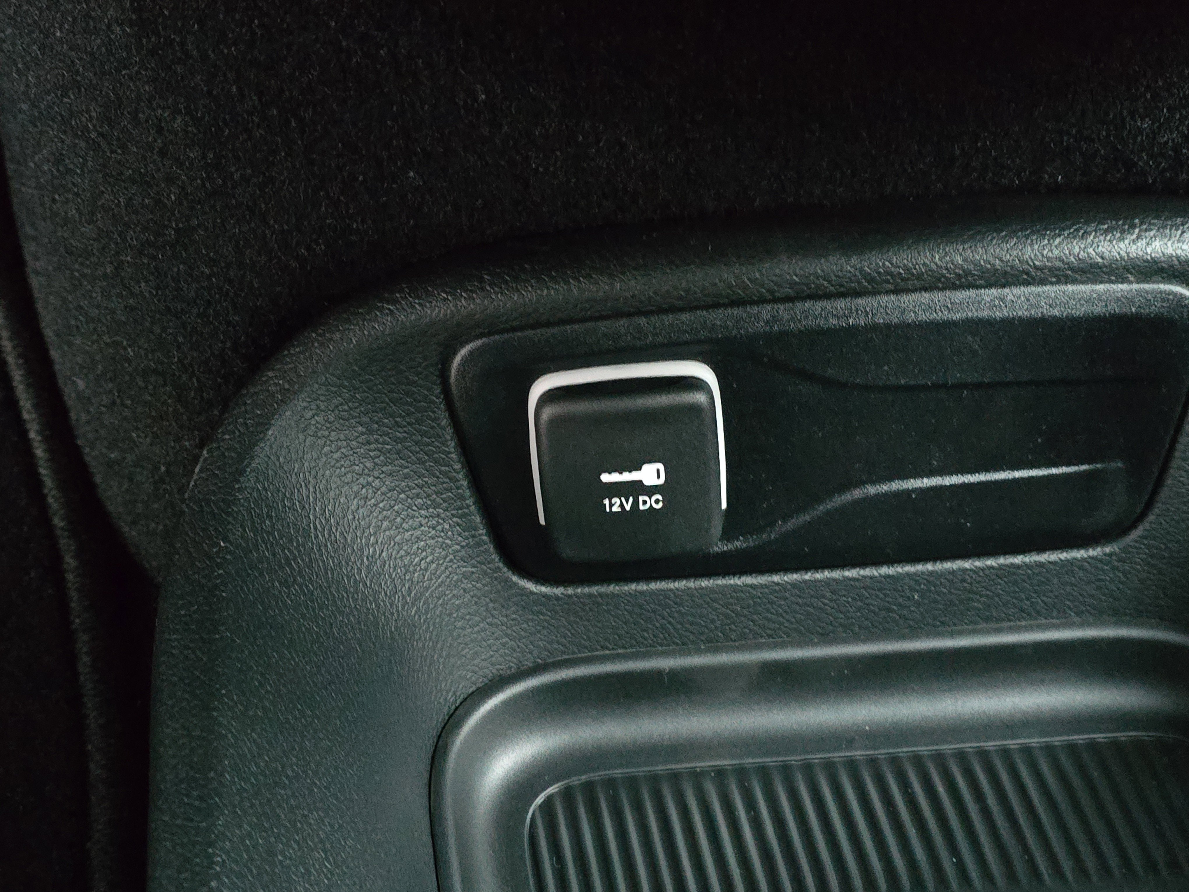 New 2026 Chrysler Pacifica Select w/ S Appearance Package image 17