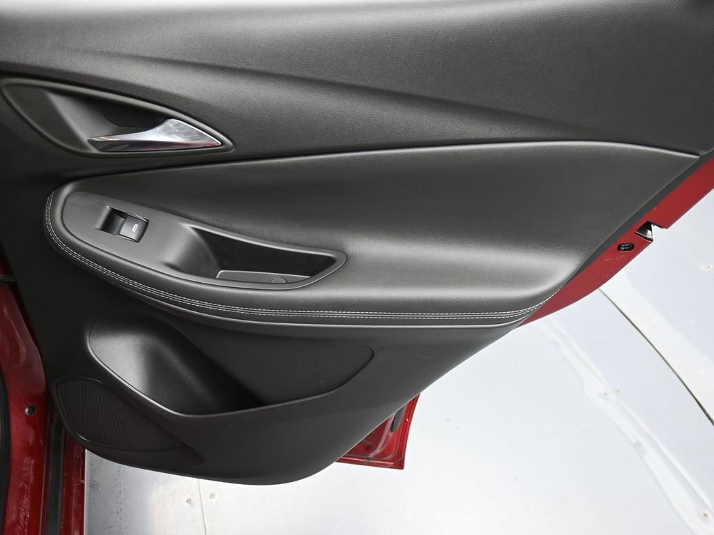 Used 2023 Buick Encore GX Select w/ Sport Touring Package image 15