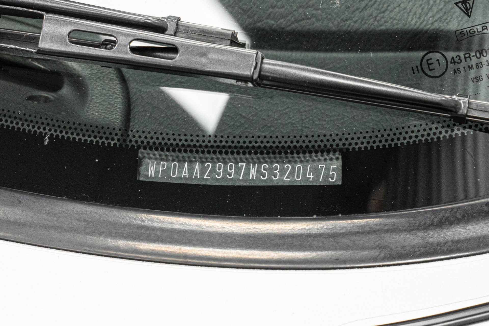 Used 1998 Porsche 911 GT3 RS image 20