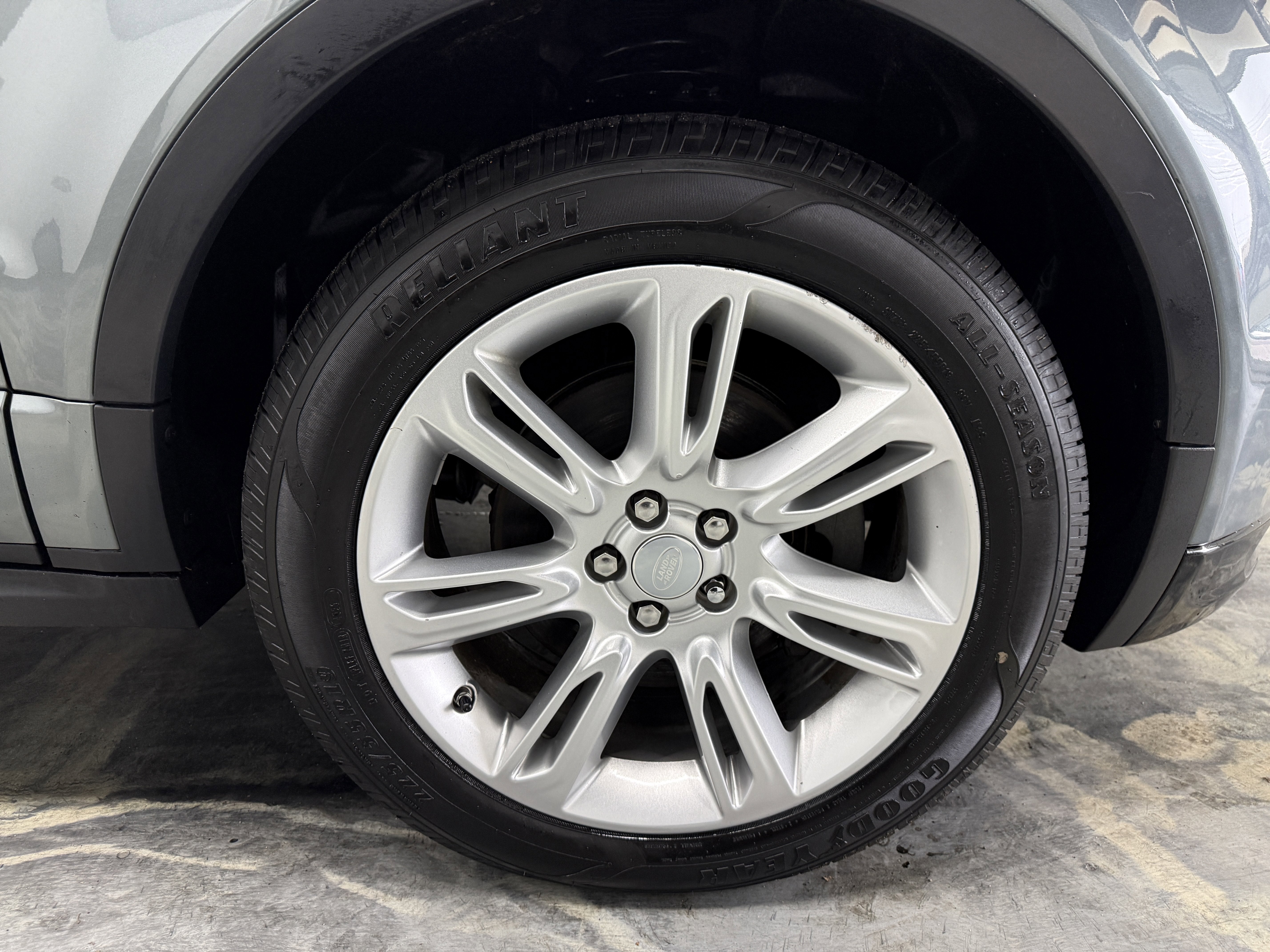 Used 2016 Land Rover Range Rover Evoque HSE Dynamic image 30