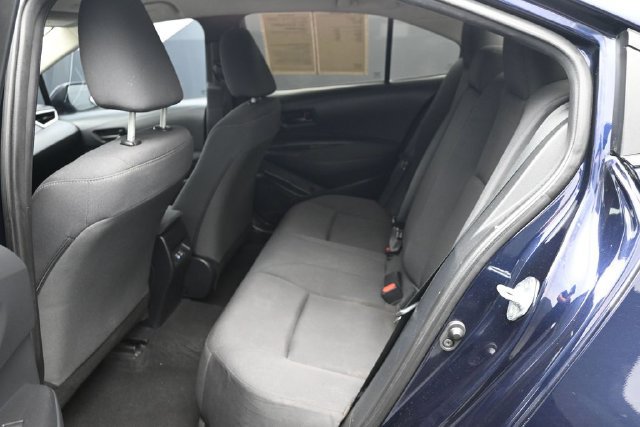 Used 2025 Toyota Corolla LE FWD image 7