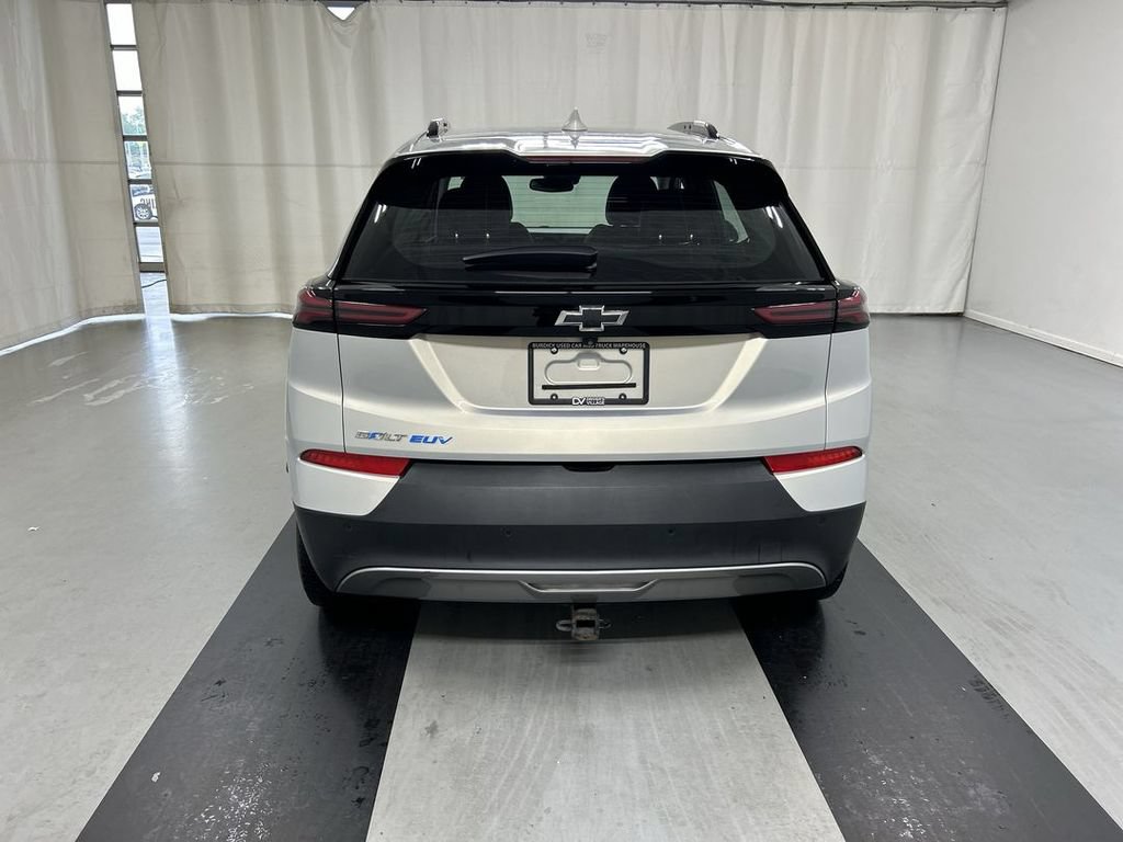 Used 2022 Chevrolet Bolt EUV LT w/ Convenience Package FWD image 20
