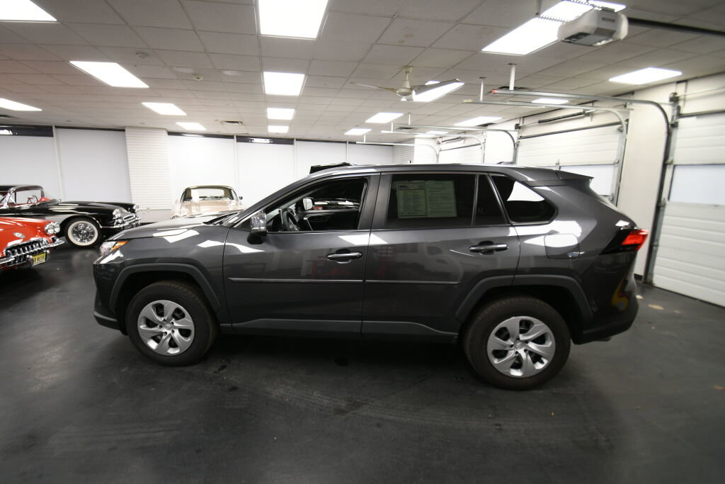 Certified 2023 Toyota RAV4 LE image 4