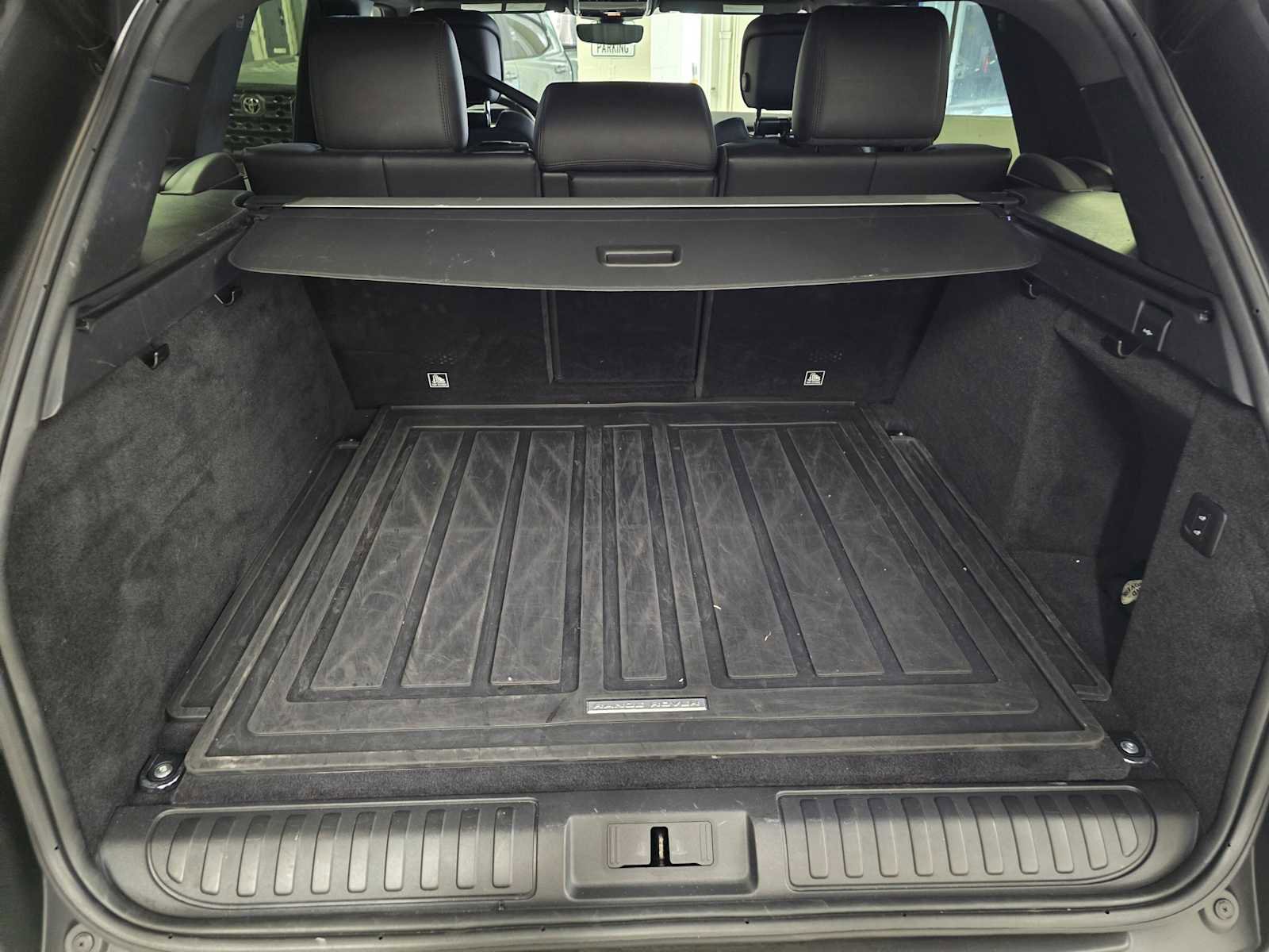 Used 2019 Land Rover Range Rover Sport HSE image 16