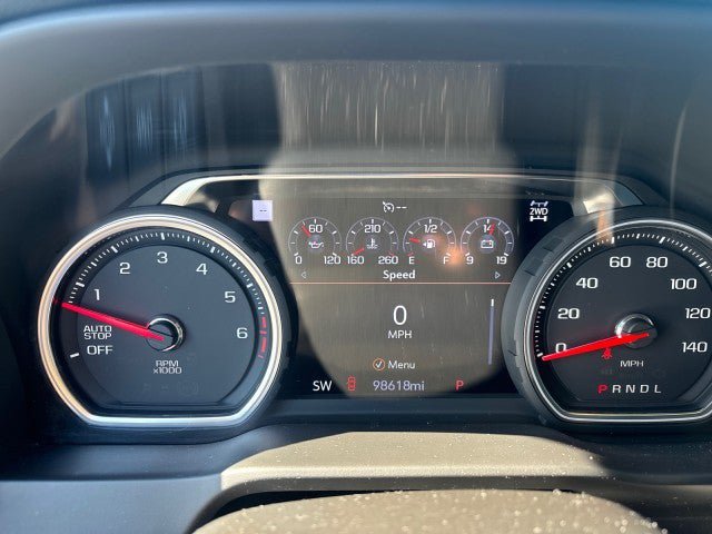Used 2019 Chevrolet Silverado 1500 High Country w/ Technology Package AWD/4WD image 20