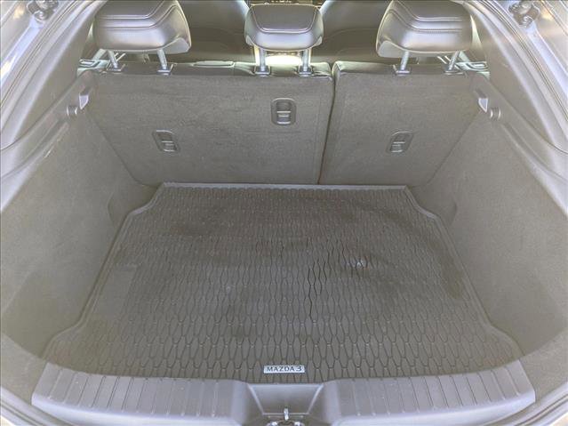Used 2021 MAZDA MAZDA3 s image 6