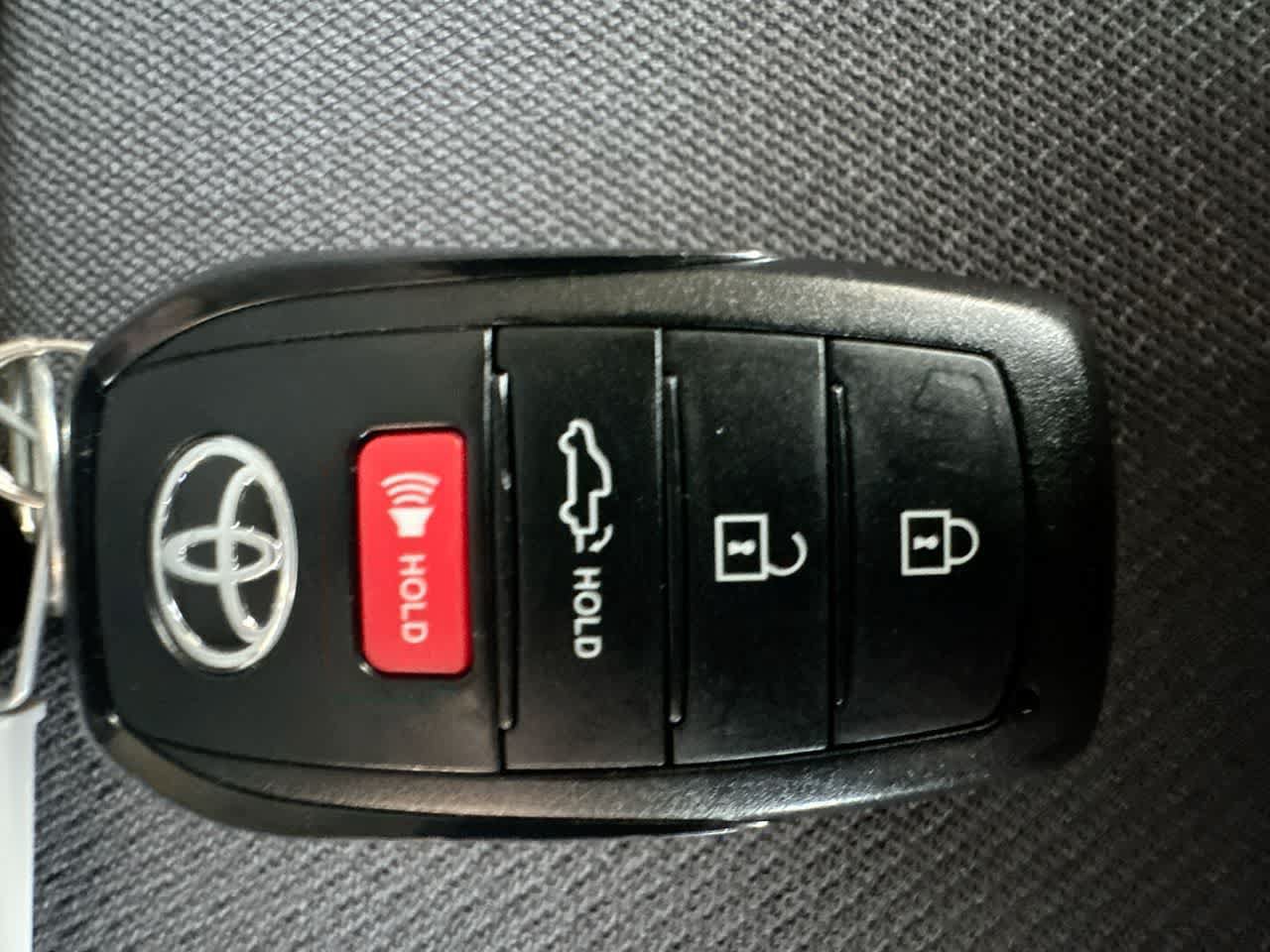 Used 2023 Toyota Tundra SR5 w/ SR5 Convenience Package AWD/4WD image 28