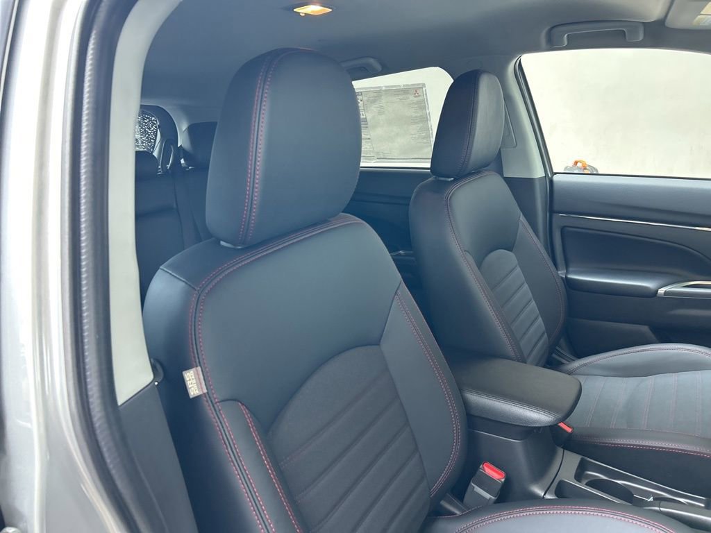 New 2026 Mitsubishi Outlander Sport SE image 21