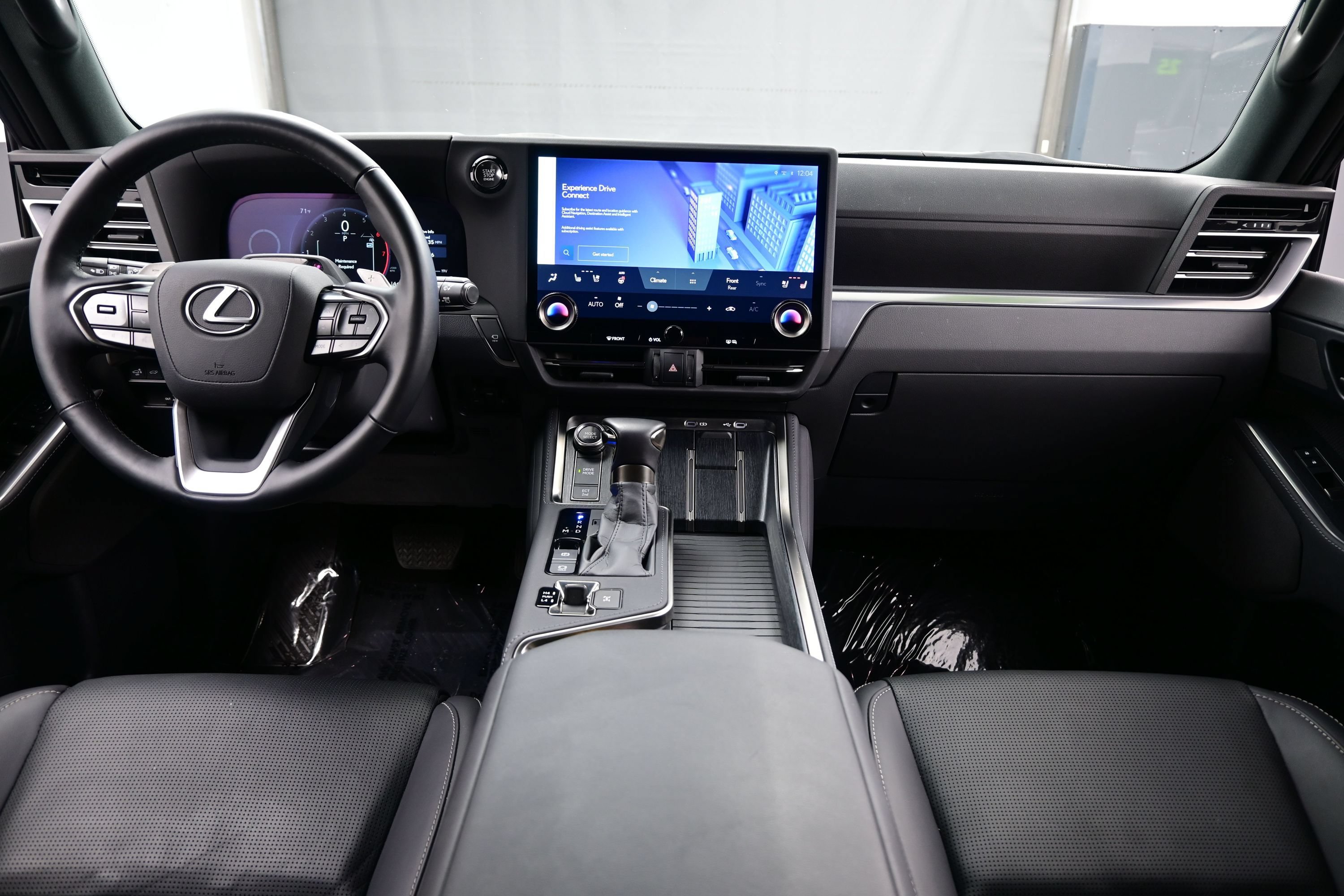 Used 2025 Lexus GX 550 w/ Accessory Package (2T) AWD/4WD image 18