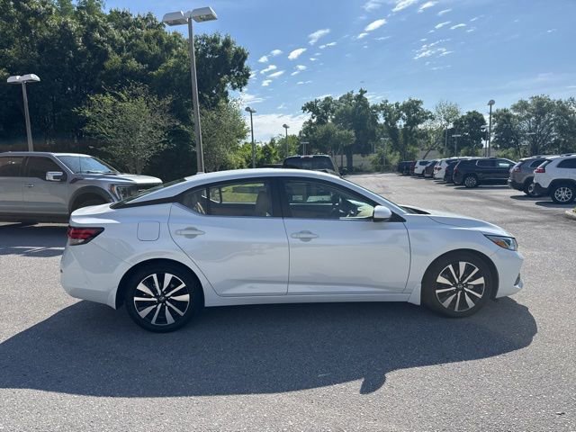 Used 2023 Nissan Sentra SV w/ SV Premium Package FWD image 8