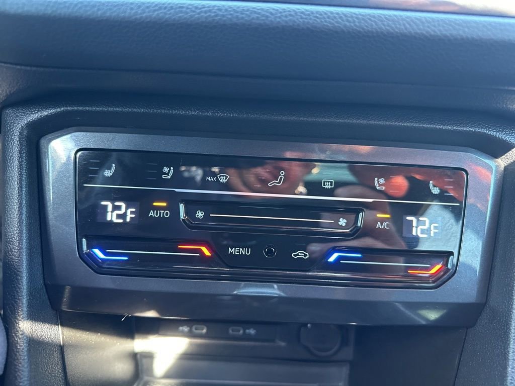 Used 2022 Volkswagen Tiguan SEL R-Line image 26