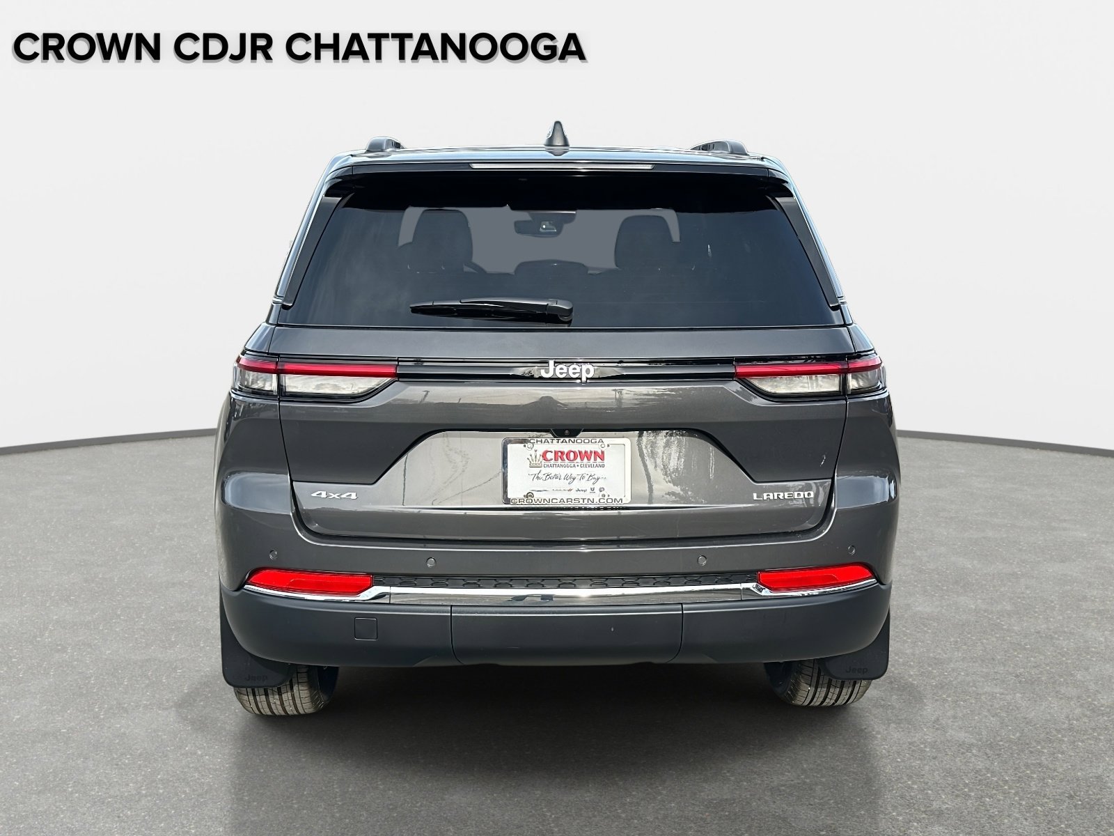 New 2025 Jeep Grand Cherokee Laredo X w/ Luxury Tech Group I AWD/4WD image 5