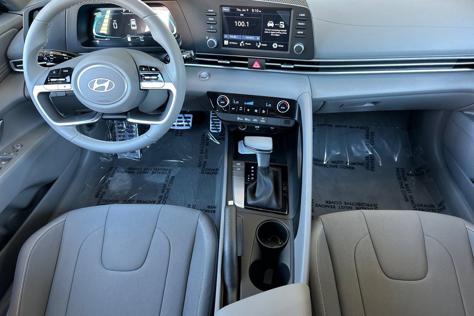 New 2026 Hyundai Elantra SEL Sport FWD image 12