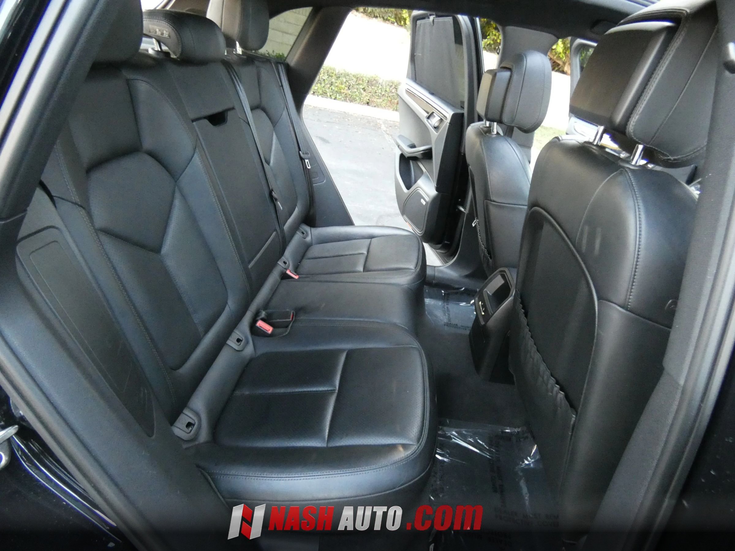 Used 2015 Porsche Macan S AWD/4WD image 33