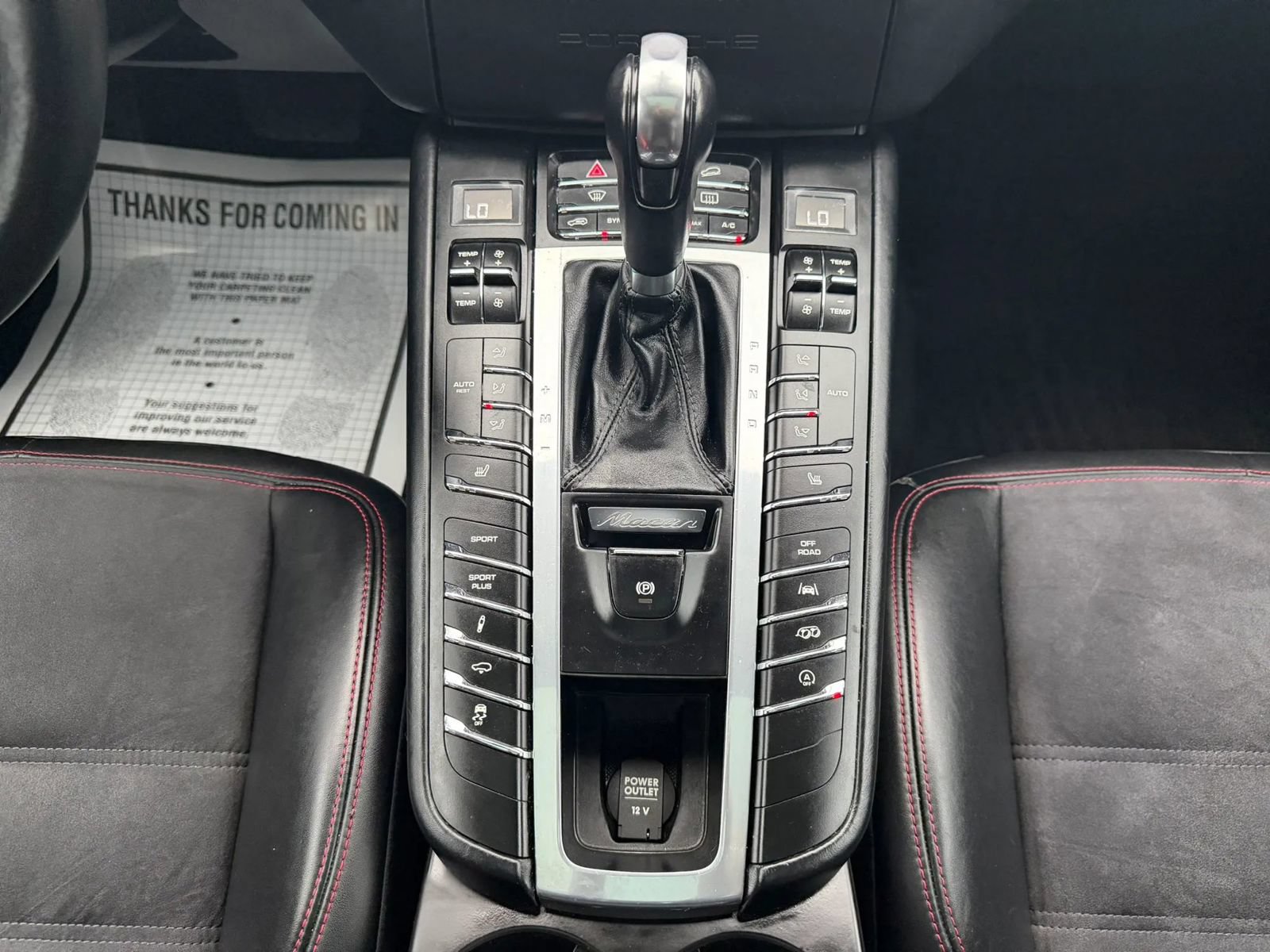 Used 2017 Porsche Macan GTS AWD/4WD image 41