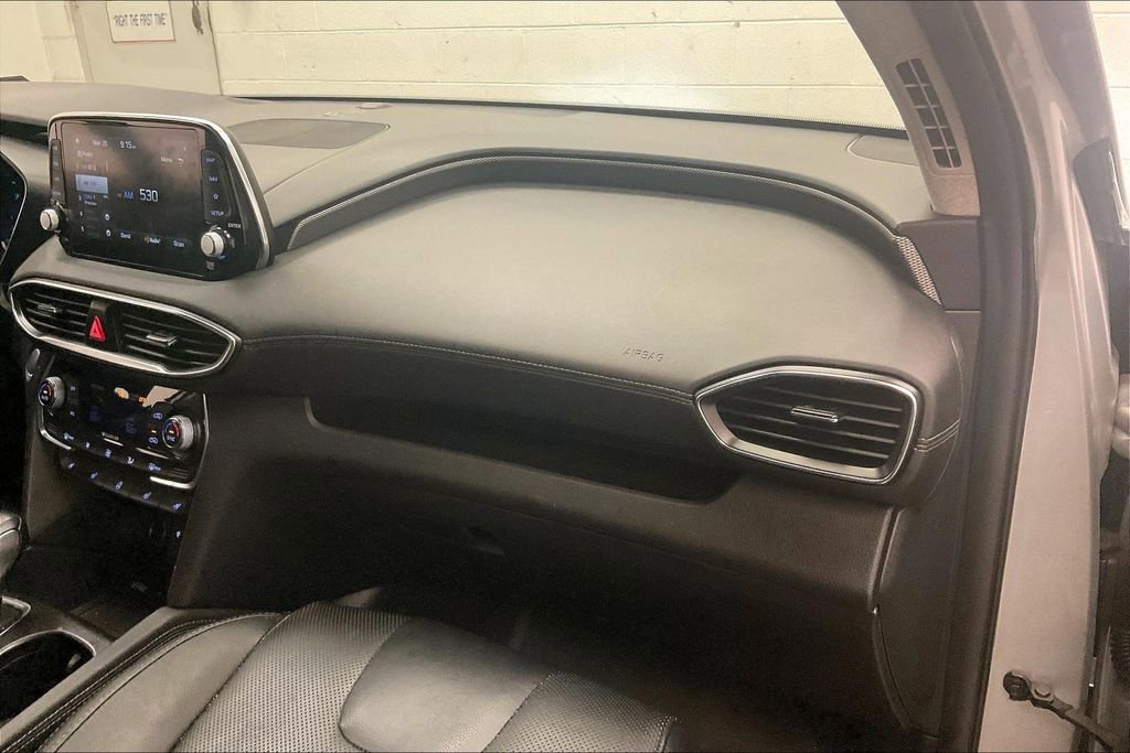 Used 2020 Hyundai Santa Fe Limited image 15