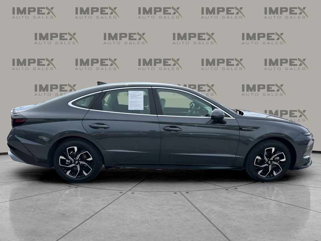 Used 2025 Hyundai Sonata SEL FWD image 6