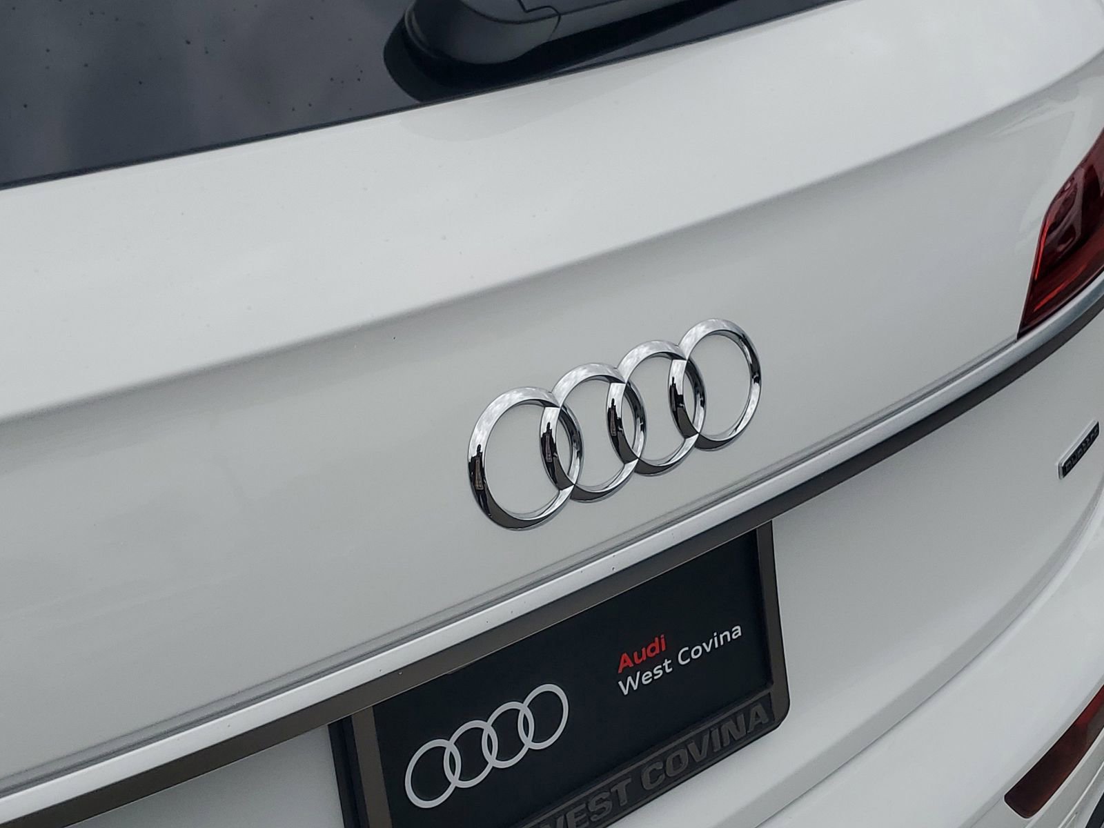 Used 2022 Audi Q5 2.0T Premium w/ Convenience Package image 8