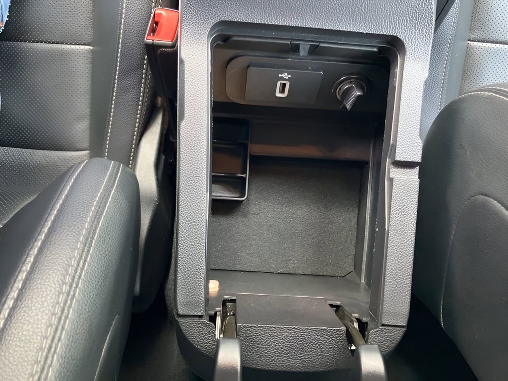 Used 2022 Ford Mustang Premium image 30