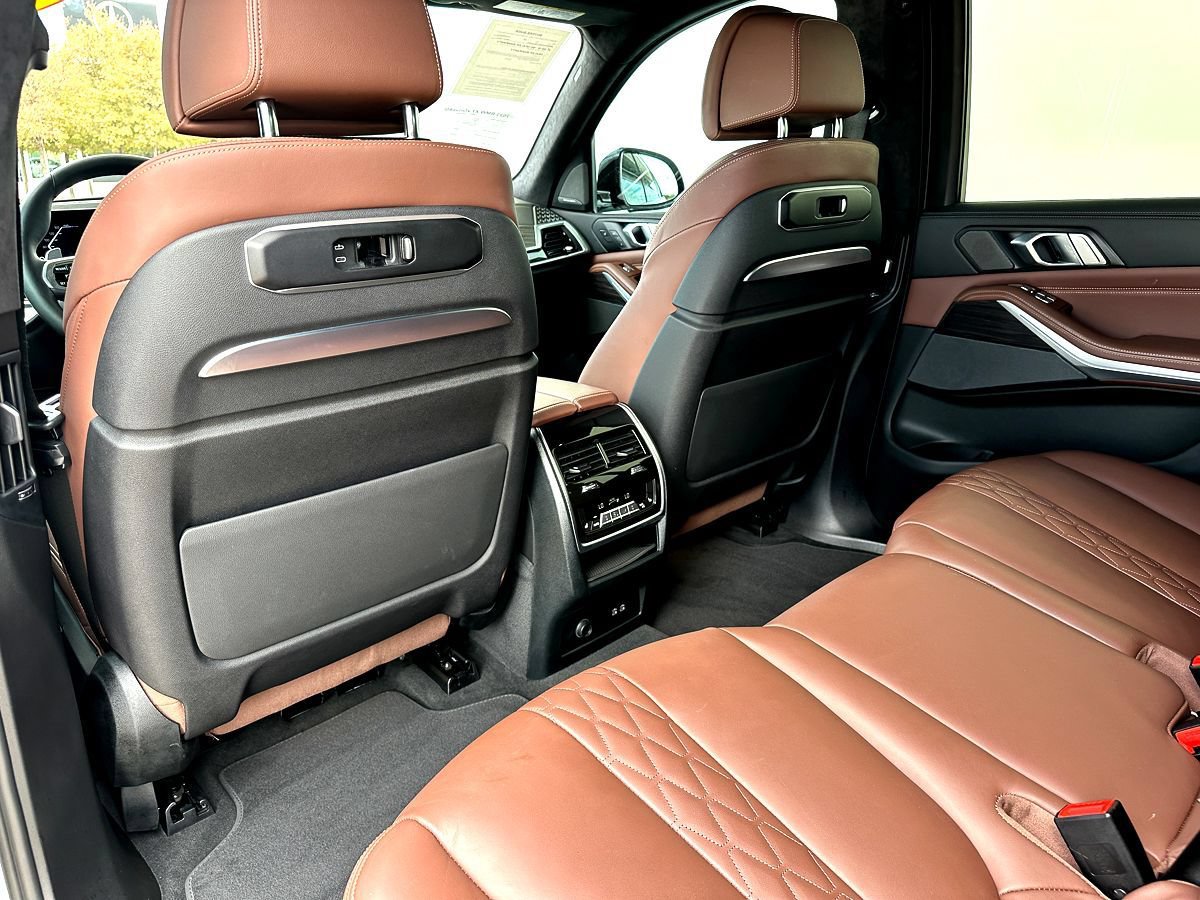 Certified 2023 BMW X7 xDrive40i w/ Executive Package AWD/4WD image 19